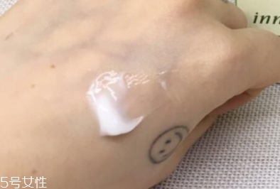 悅詩風(fēng)吟滋潤面霜怎么樣？適合干皮的春夏面霜