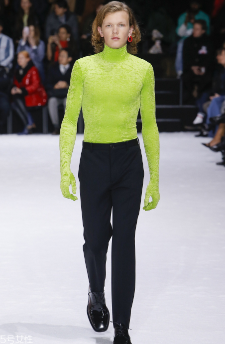 balenciaga巴黎世家2018秋冬系列好看嗎_有哪些款式？