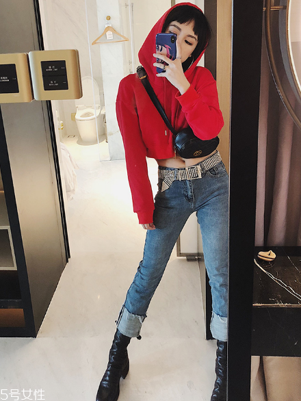 牛仔褲大腿太緊怎么辦？牛仔褲緊了別擔心