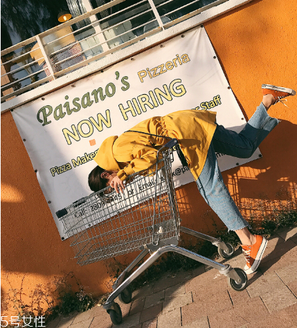 牛仔褲發(fā)霉了怎么洗掉？清洗霉斑小妙招