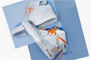 off white與aj 1聯(lián)名款白色蟒皮定制版在哪買_多少錢？