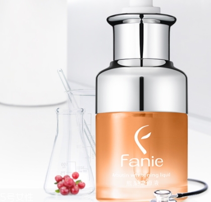 熊果苷和煙酰胺哪個好？可以一起用嗎？