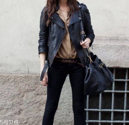 職業(yè)裝怎么穿好看？褪去稚氣邁向成熟