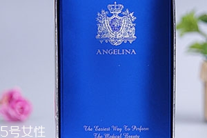 傳明酸和煙酰胺哪個好？可以一起用嗎