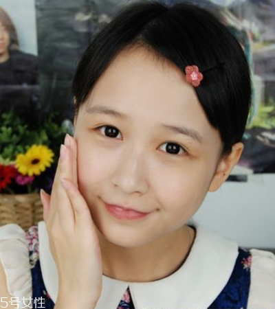 伴娘妝容的畫(huà)法教程圖解 持久不脫妝