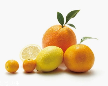 左旋vc原液白天能用嗎？注意做好防曬工作