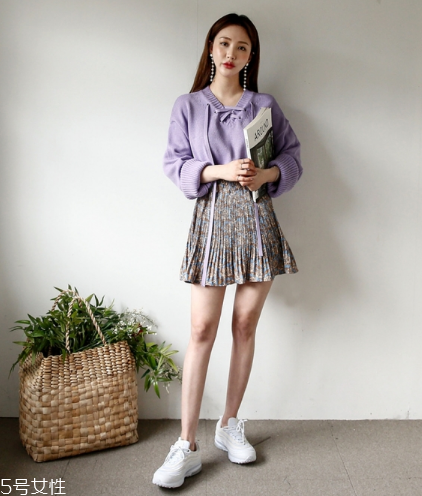 紫色毛衣怎么搭配？輕松駕馭流行色