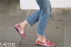 春天穿什么款式平底鞋好看？街拍達(dá)人都在穿這三雙