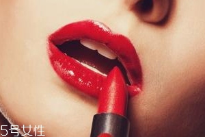 口紅融化了可以放冰箱嗎？冰凍3小時(shí)即可恢復(fù)