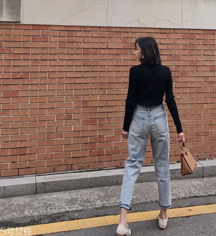 牛仔褲膝蓋破了怎么補？三招教你修補破洞