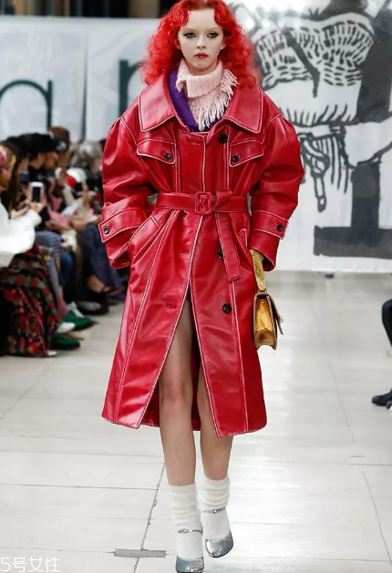 miumiu2018秋冬系列好看嗎_有哪些款式？