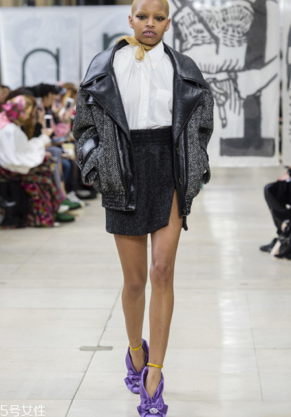 miumiu2018秋冬系列好看嗎_有哪些款式？