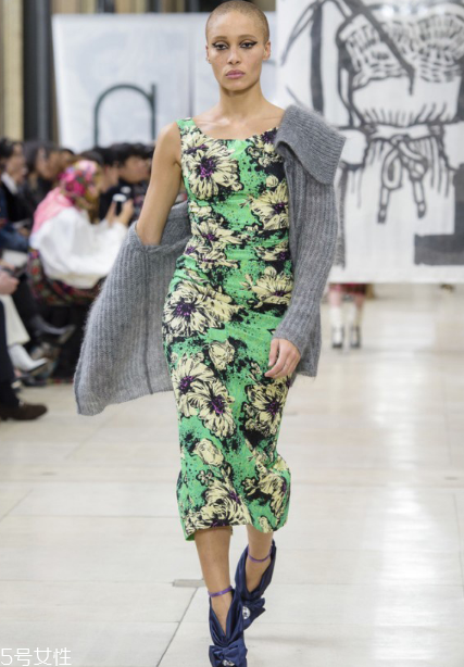 miumiu2018秋冬系列好看嗎_有哪些款式？