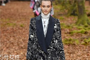 chanel香奈兒2018秋冬系列好看嗎_有哪些款式？