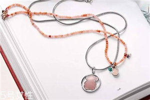 tous小熊是奢侈品嗎？幸運和富貴的象征