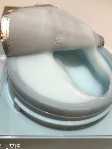 紀(jì)梵希水漾活妍冰霜面膜好用嗎 補(bǔ)水急救面膜 紀(jì)梵希水漾活妍冰霜面膜好用嗎 補(bǔ)水急救面膜