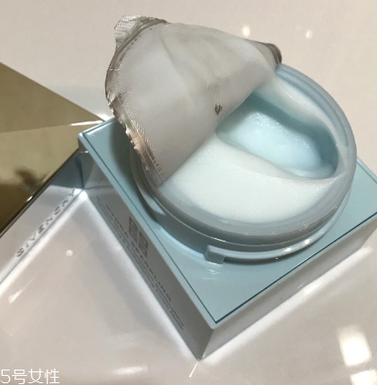 紀(jì)梵希水漾活妍冰霜面膜好用嗎 補(bǔ)水急救面膜 紀(jì)梵希水漾活妍冰霜面膜好用嗎 補(bǔ)水急救面膜