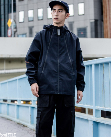 男生春天穿什么外套好看？解救穿搭難題