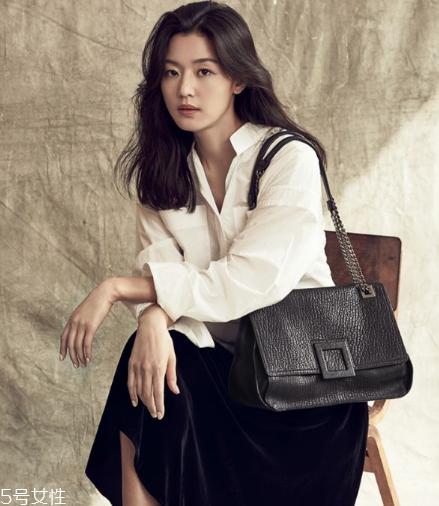 rouge lounge是什么檔次？韓國(guó)超火的爆款包包