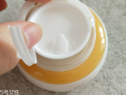 雪花秀滋陰套裝適合什么膚質(zhì)？所有肌膚都適用