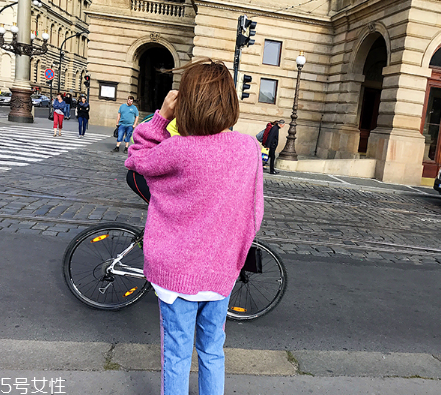 牛仔褲被84弄掉色了怎么辦？掉色很難恢復(fù)