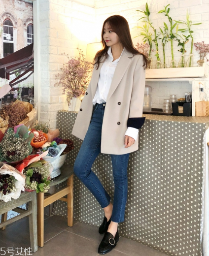 雙排扣西裝怎么搭配？盡顯帥氣女王范兒