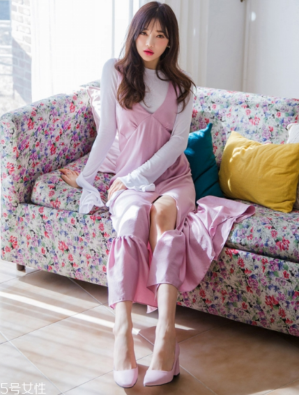 圓頭高跟鞋怎么搭配？顯高又淑女