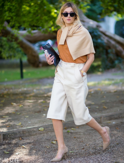 裸色高跟鞋怎么搭配？讓你優(yōu)雅又時(shí)髦