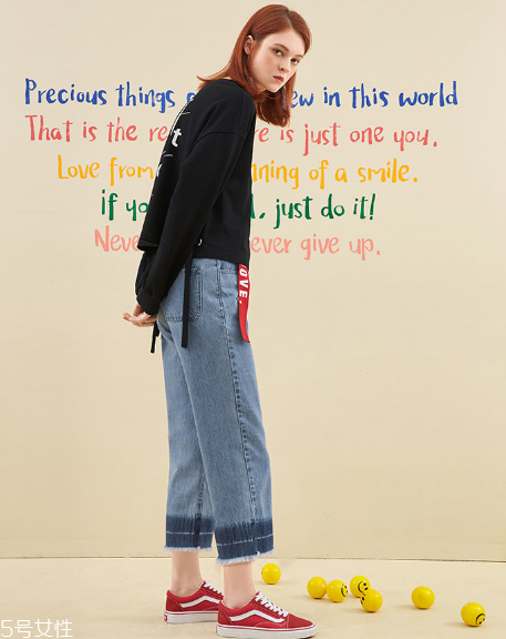 拼色牛仔褲什么樣的好看？這三款最時髦