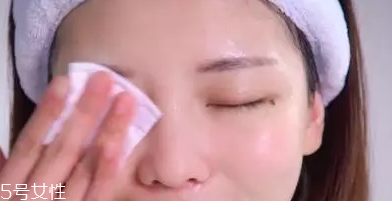 草莓鼻用什么產(chǎn)品最有效？4款產(chǎn)品讓鼻頭亮麗潔凈