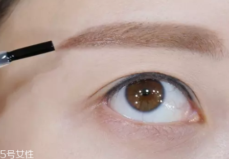 眉毛短怎么變長(zhǎng)？畫眉大法拯救短眉星人