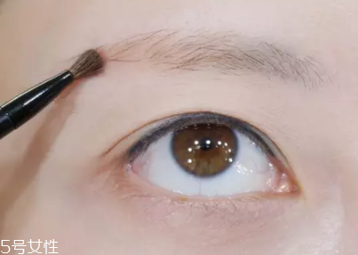 眉毛短怎么變長(zhǎng)？畫眉大法拯救短眉星人