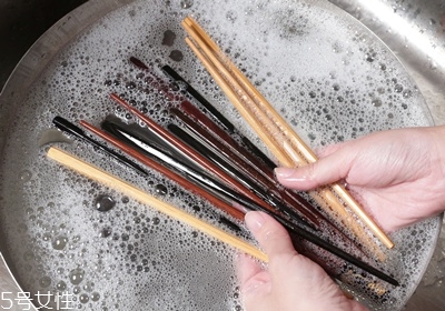 筷子什么材質最健康 筷子的材質解析