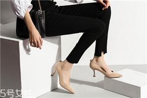 高跟鞋可以開車嗎？開車不可以穿高跟鞋