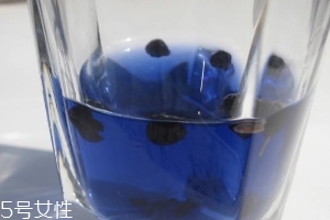 黑枸杞會掉色嗎？掉色屬正常