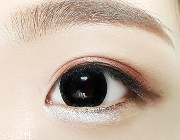 臥蠶筆什么顏色最自然？pony力薦魅惑金色