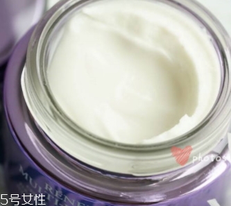 蘭蔻塑顏雪花霜怎么樣？肌膚白皙的秘密武器