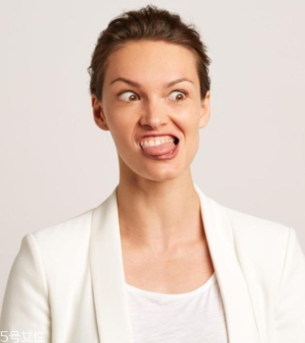 蘭蔻塑顏雪花霜怎么用？按照官方提拉手法效果最好