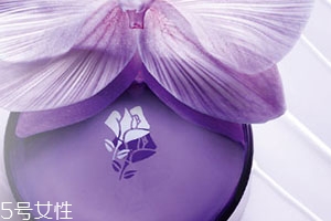 蘭蔻塑顏雪花霜怎么用？按照官方提拉手法效果最好