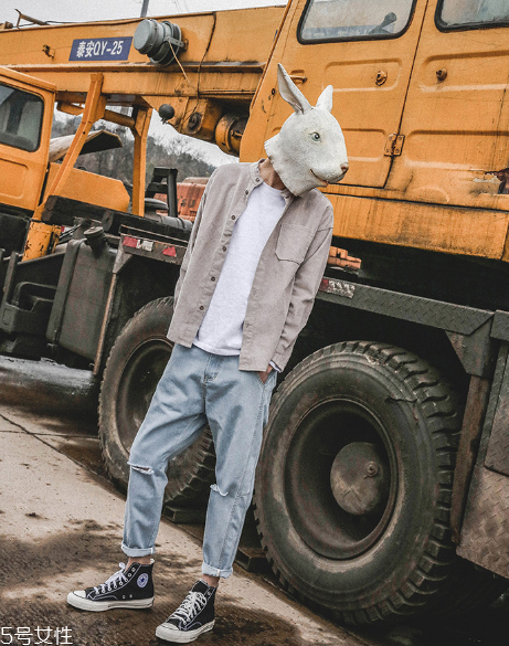 男生怎么穿衣服好看？三款單品幫你加分