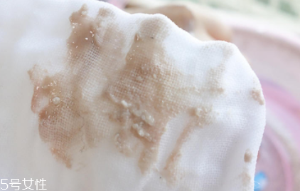 evelom卸妝膏好用嗎？防水彩妝也能輕松卸除