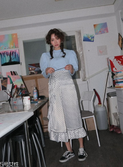 春天穿什么長(zhǎng)裙好看？這幾款助你魅力激增