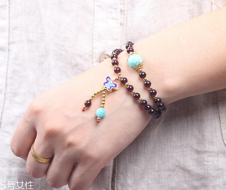 石榴石手鏈睡覺能戴嗎？這些情況你需要考慮