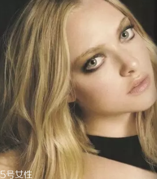 燙發(fā)水怎么使用？自己在家燙發(fā)簡單操作流程