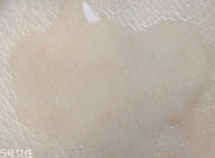 雪花秀平衡水乳怎么樣？一年四季維穩(wěn)利器