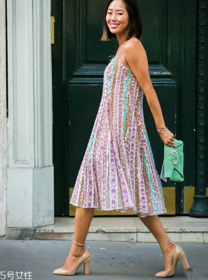 參加婚禮穿什么鞋子？優(yōu)雅與時髦并存