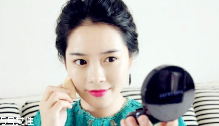 補妝用氣墊還是粉餅？干皮用氣墊