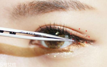 清純韓式裸妝畫法步驟圖 白皙迷人的妝容教程 清純韓式裸妝畫法步驟圖 白皙迷人的妝容教程