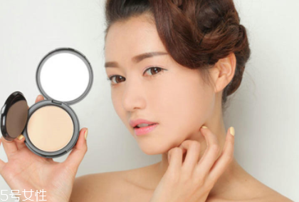 清純韓式裸妝畫法步驟圖 白皙迷人的妝容教程 清純韓式裸妝畫法步驟圖 白皙迷人的妝容教程