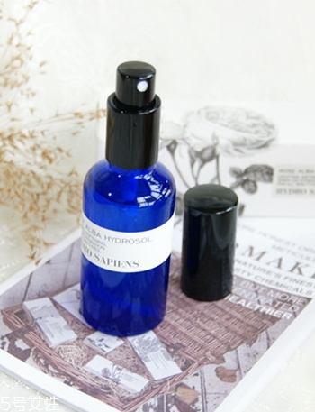 純露和精油有什么區(qū)別？